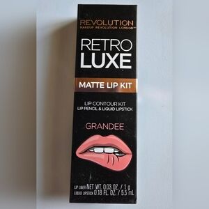 Revolution Makeup Revolution Retro Luxe Matte Lip Kit Grandee NEW